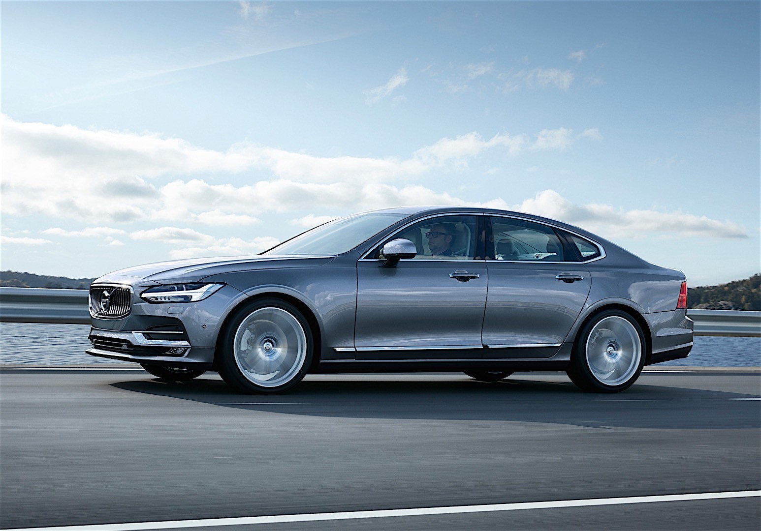 Volvo S90 photo 8