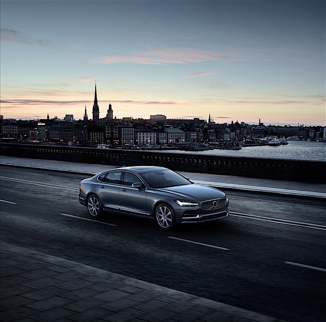 Volvo S90 photo 21