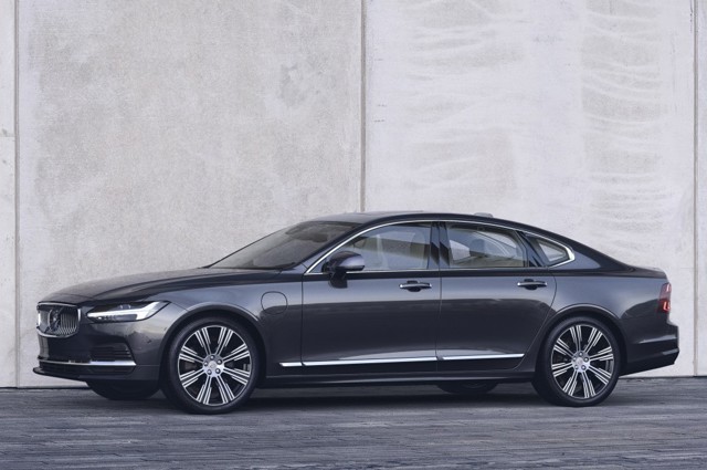 Volvo S90 photo 1