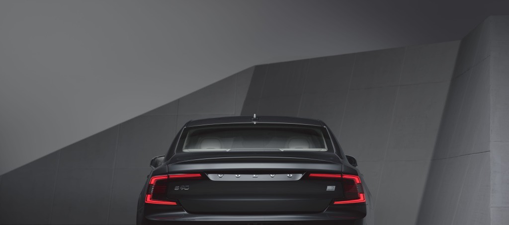 Volvo S90 photo 10