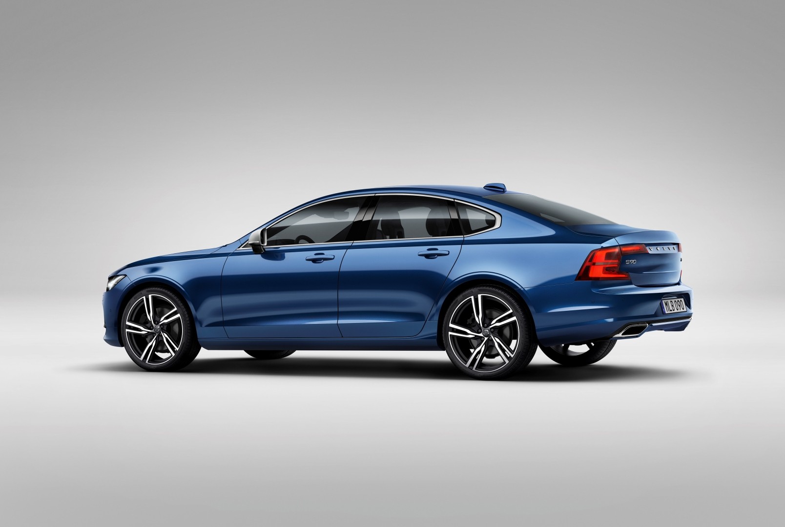 Volvo S90 photo 82