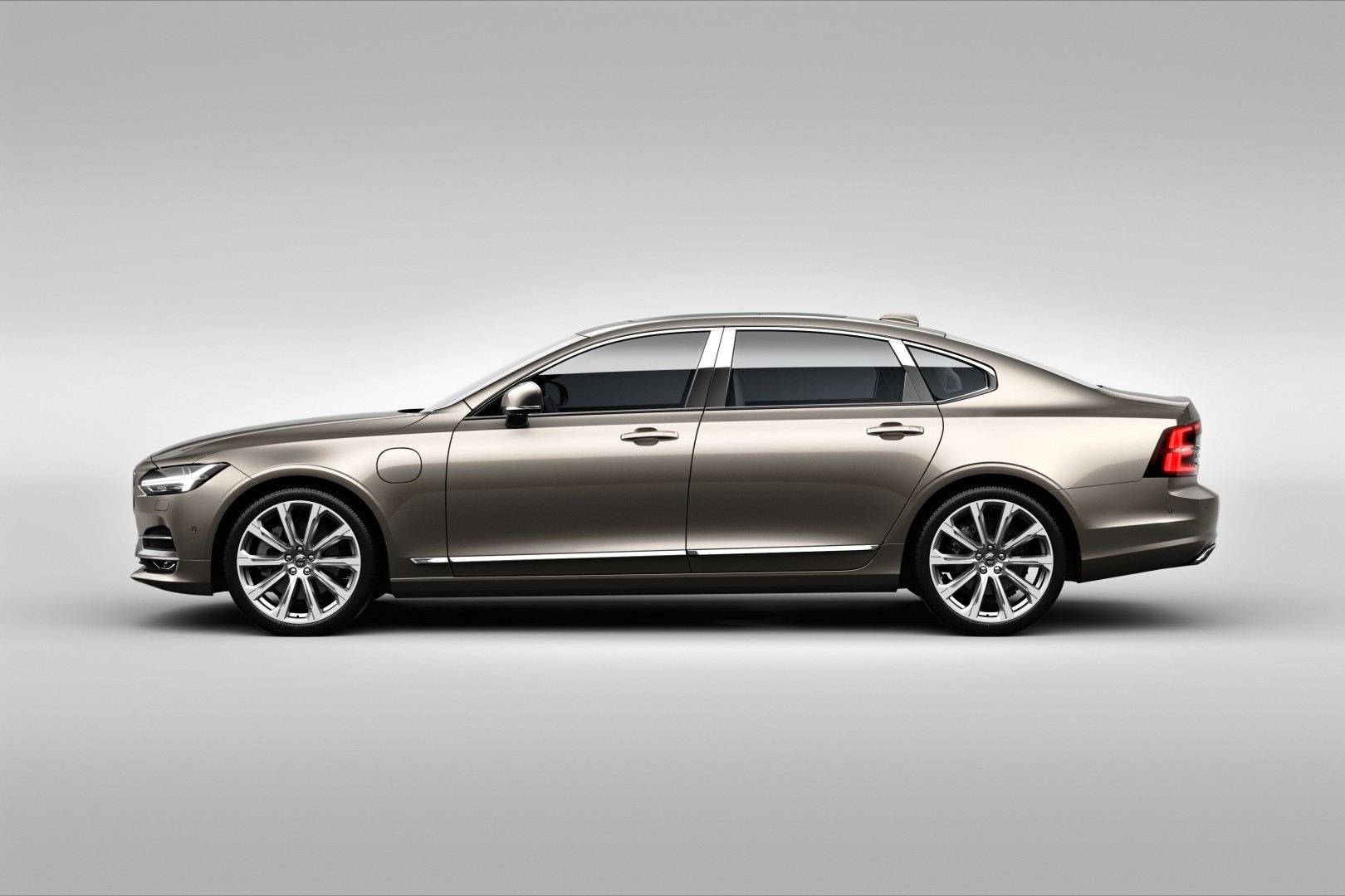Volvo S90 photo 103