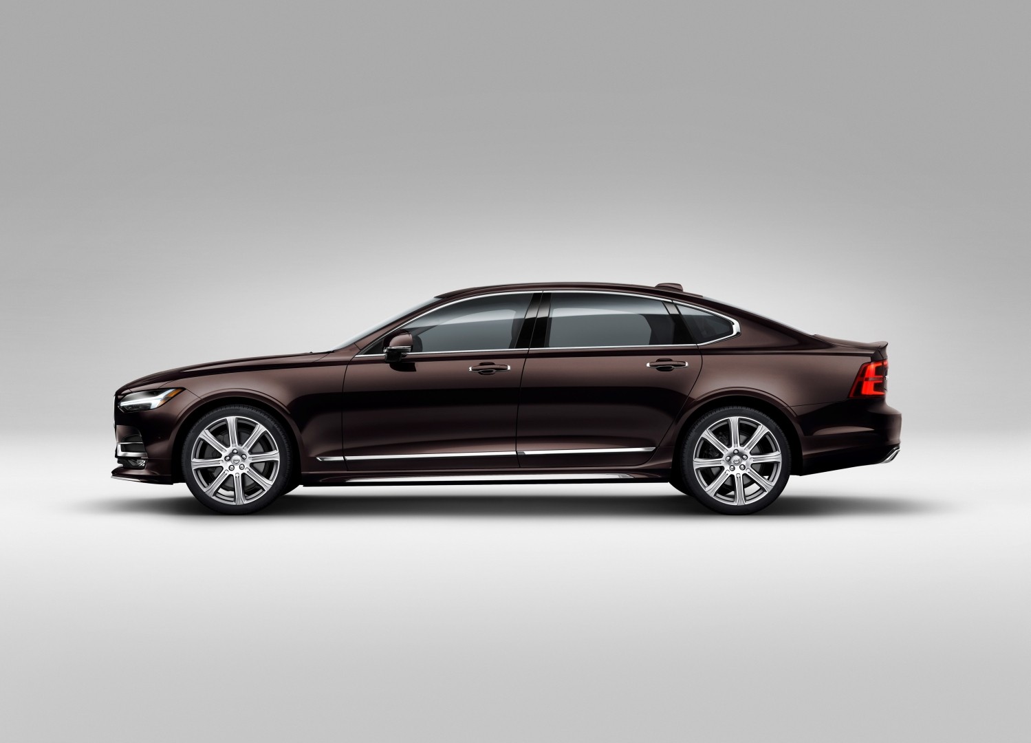Volvo S90 photo 105