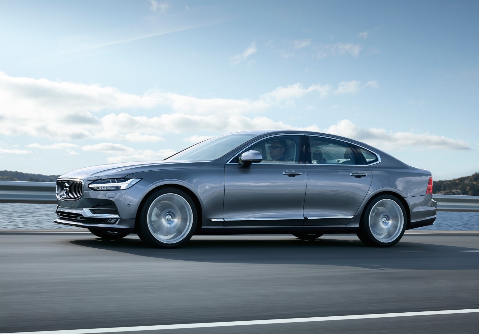 Volvo S90 photo 25