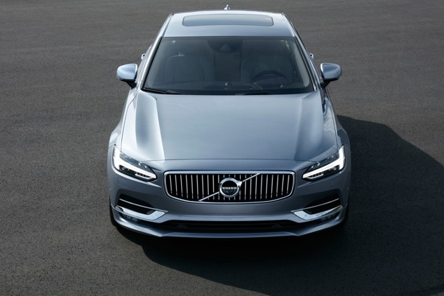 Volvo S90 photo 26