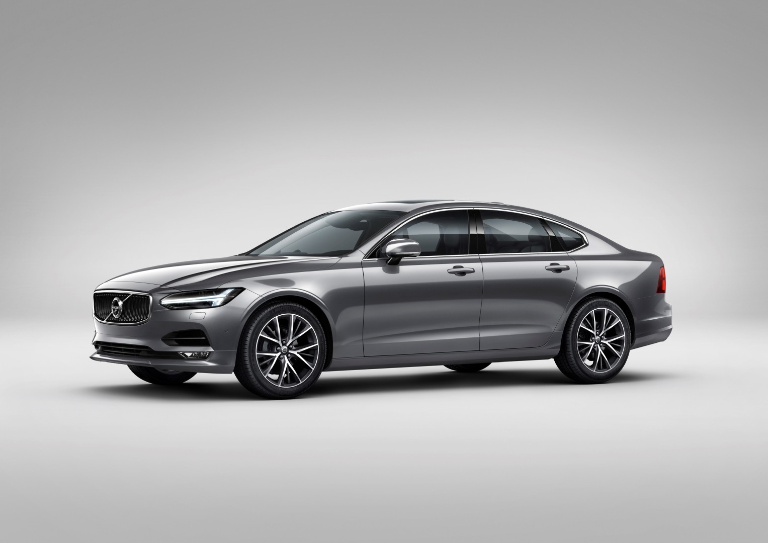 Volvo S90 photo 41
