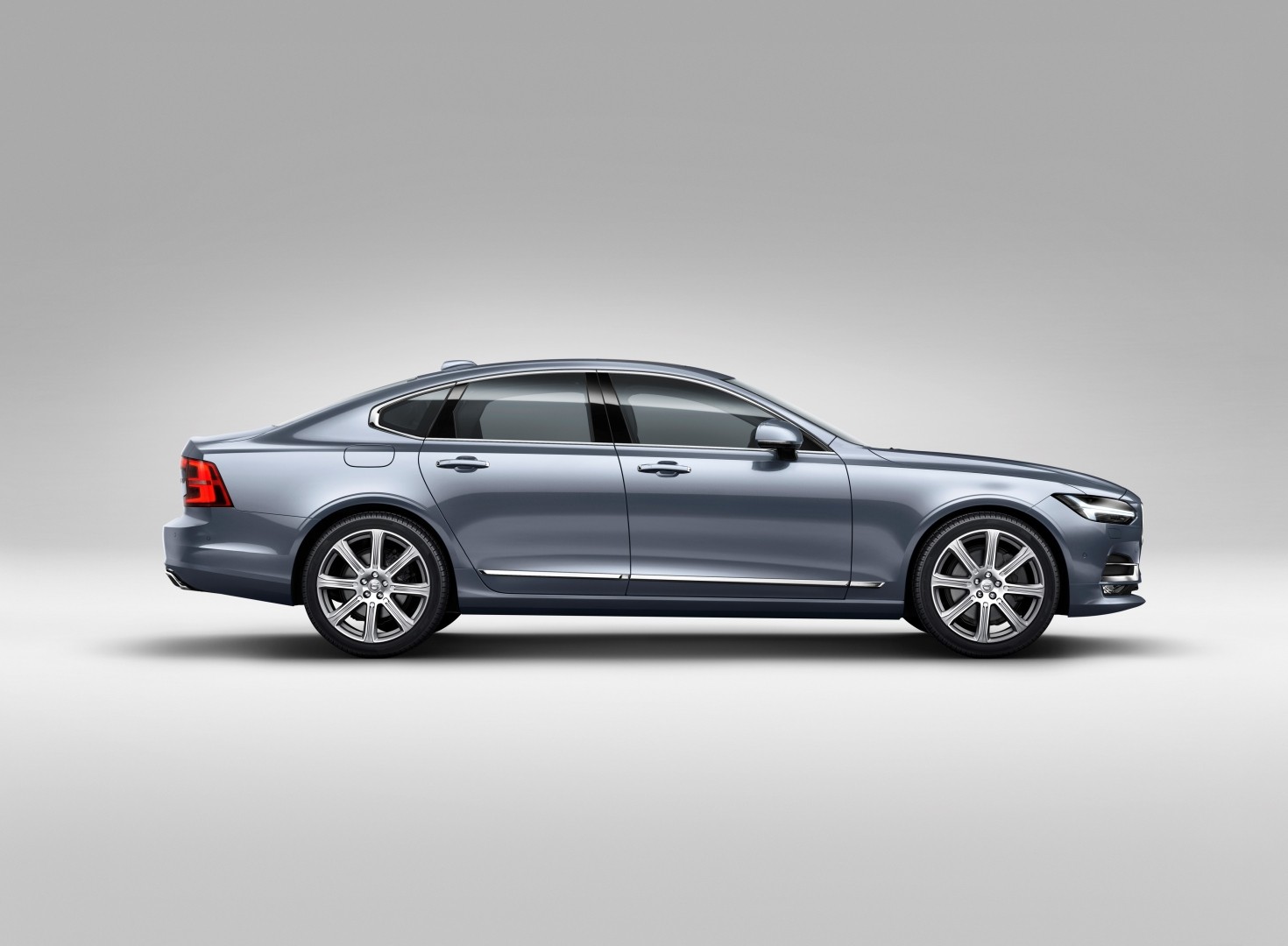 Volvo S90 photo 47