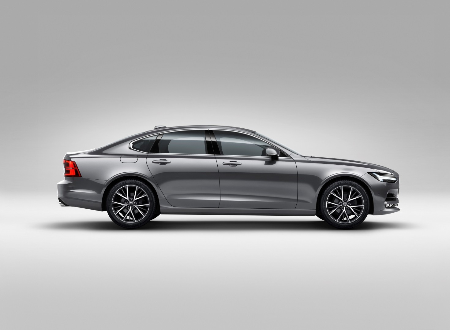 Volvo S90 photo 48