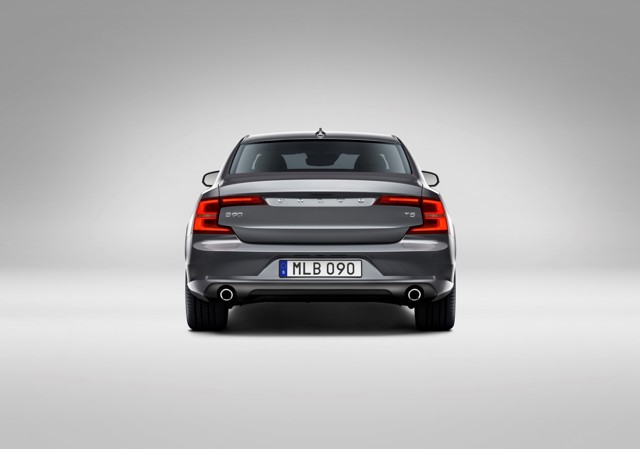 Volvo S90 photo 51