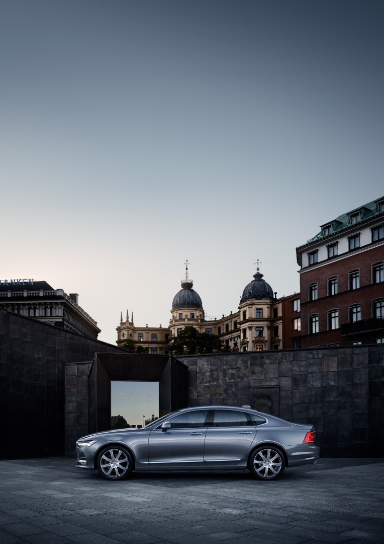 Volvo S90 photo 60