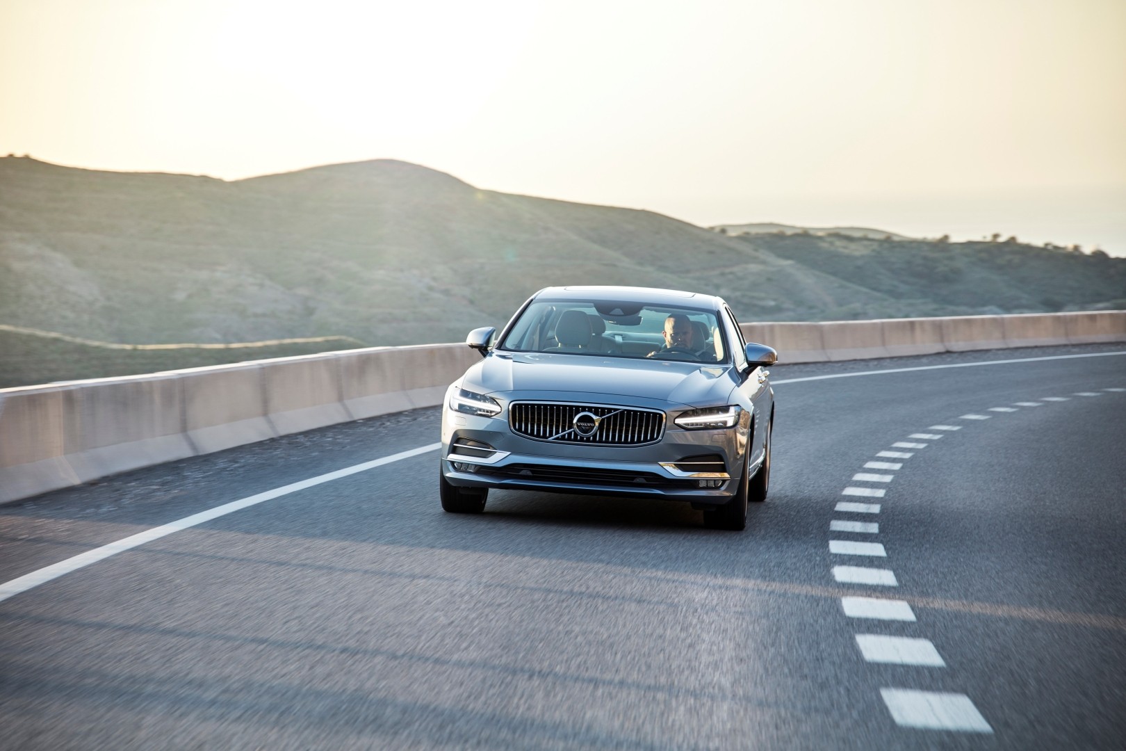 Volvo S90 photo 64