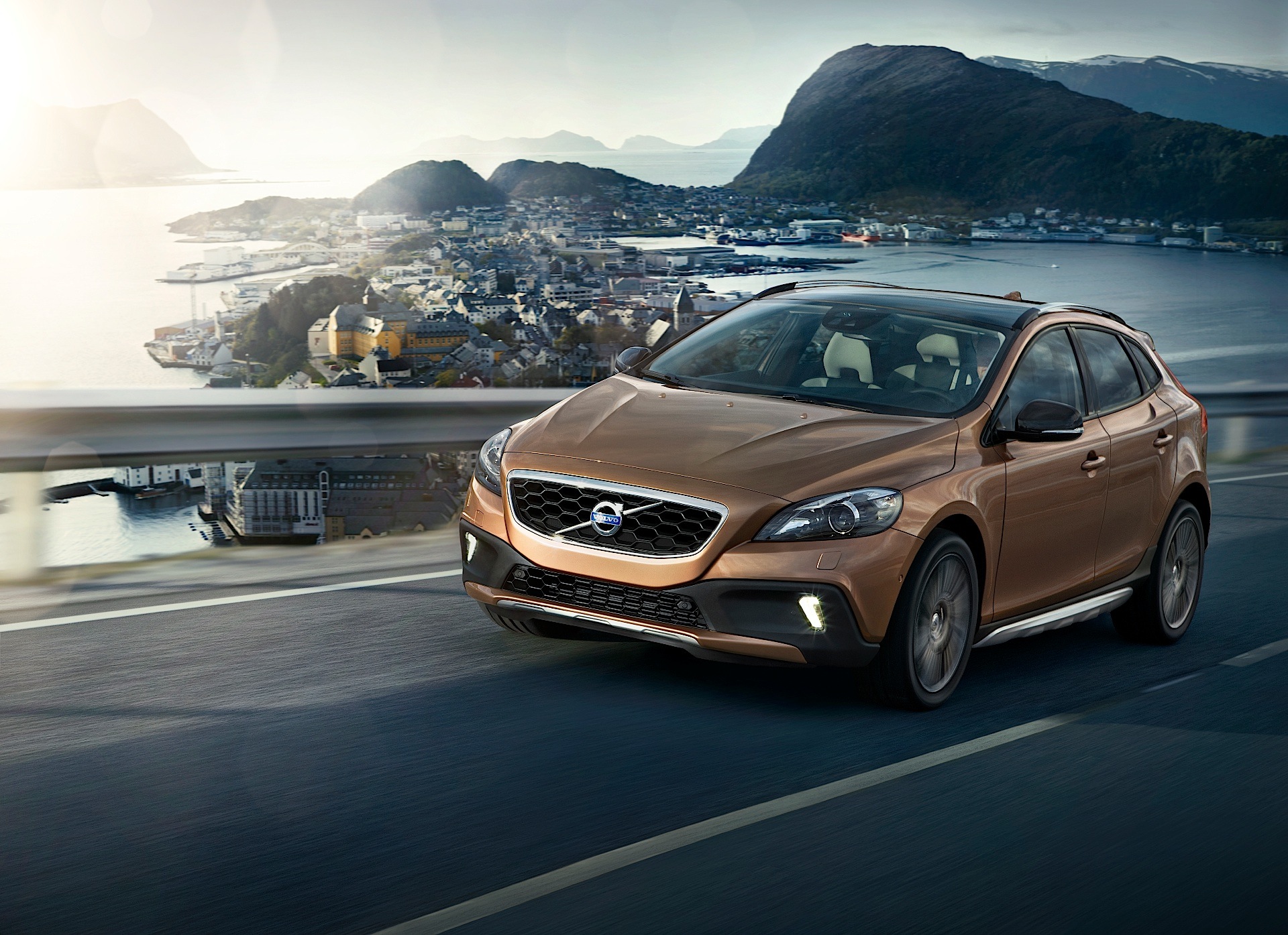 Volvo V40 Cross Country photo 15