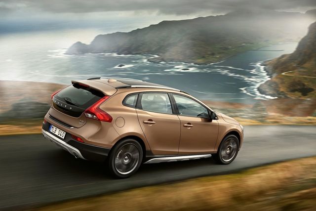 Volvo V40 Cross Country photo 20