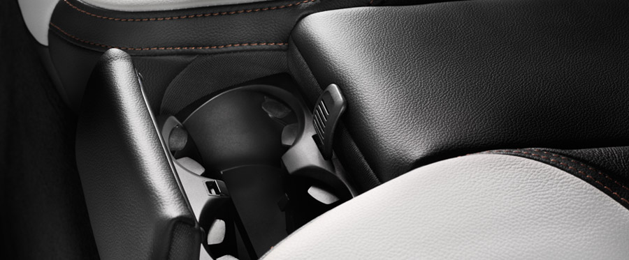 Volvo V40 Cross Country photo 36