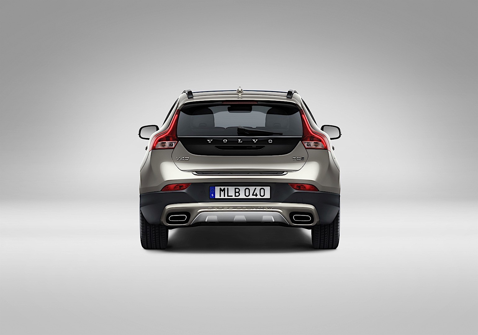 Volvo V40 Cross Country photo 21