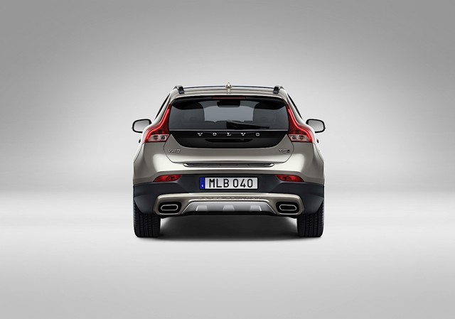 Volvo V40 Cross Country photo 21