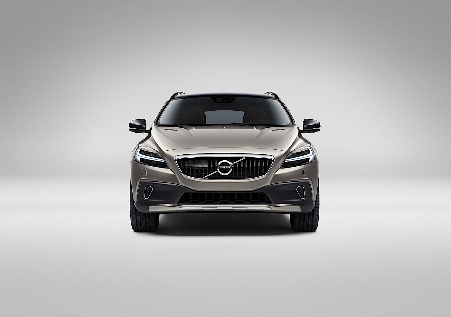Volvo V40 Cross Country photo 29