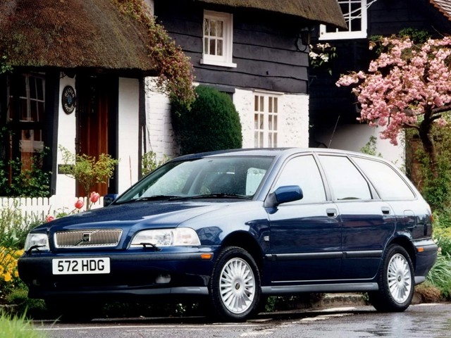 Volvo V40 photo 9