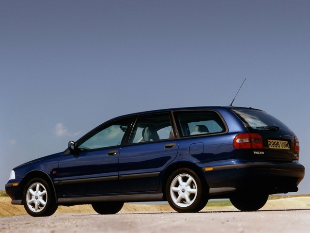 Volvo V40 photo 11