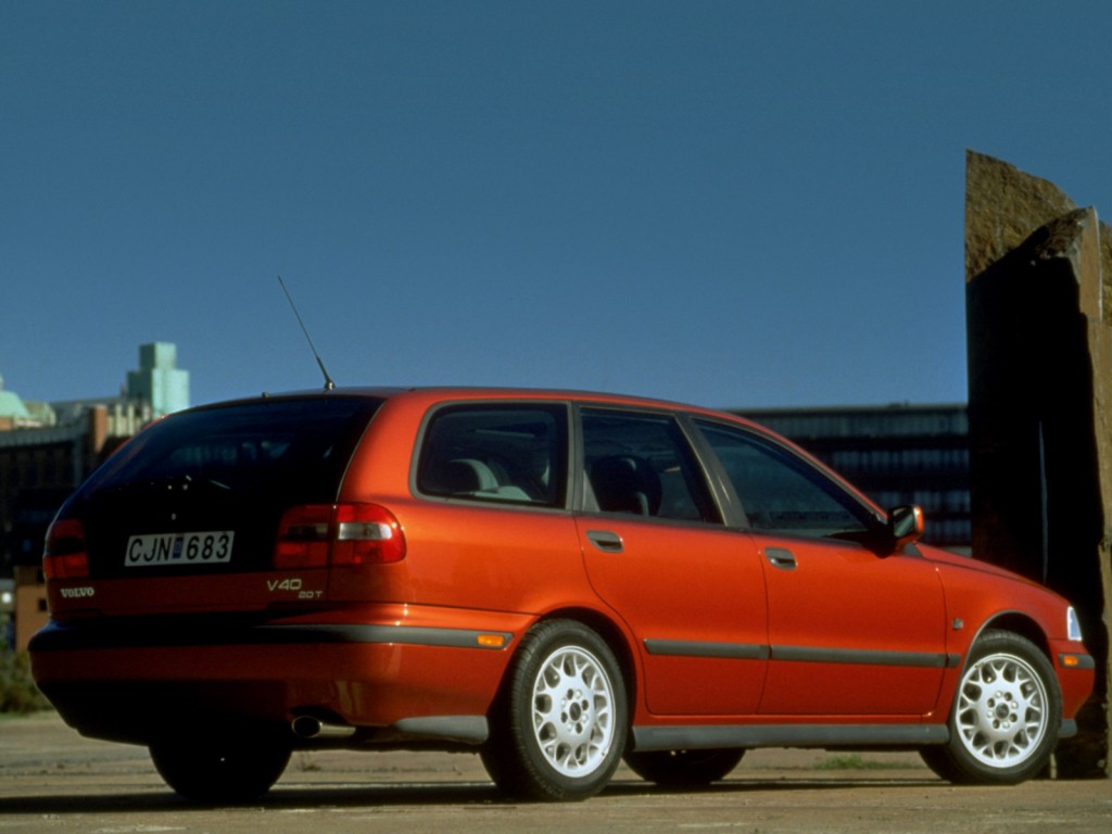 Volvo V40 photo 6