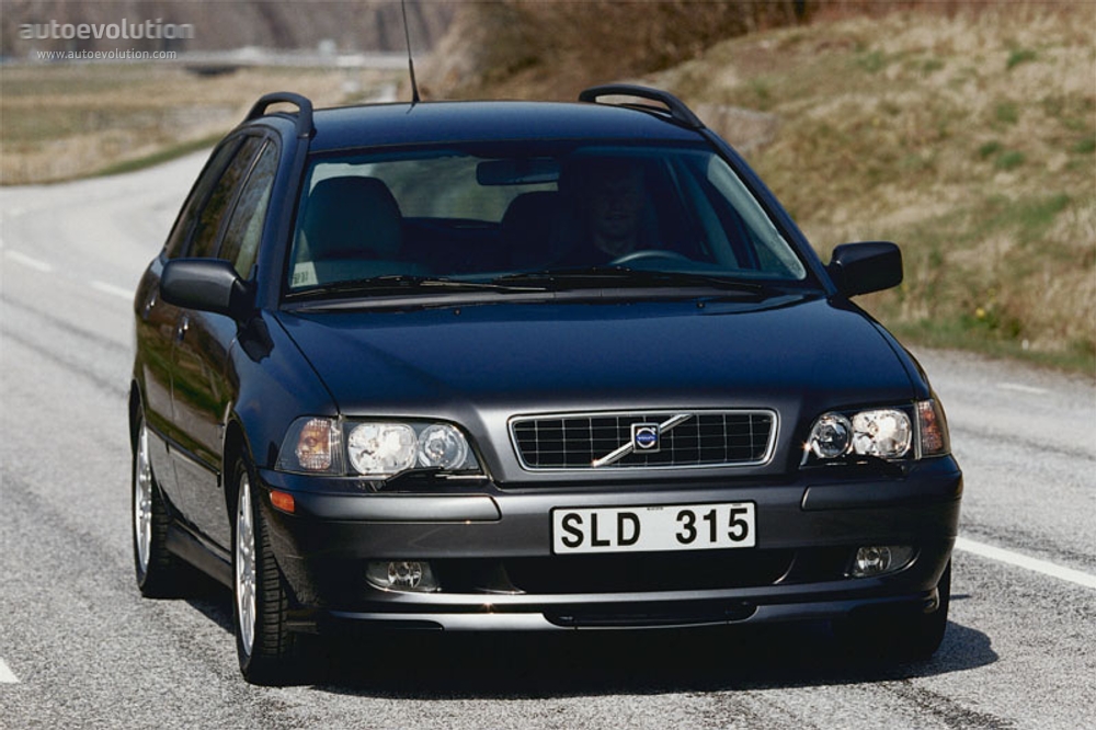 Volvo V40 photo 3