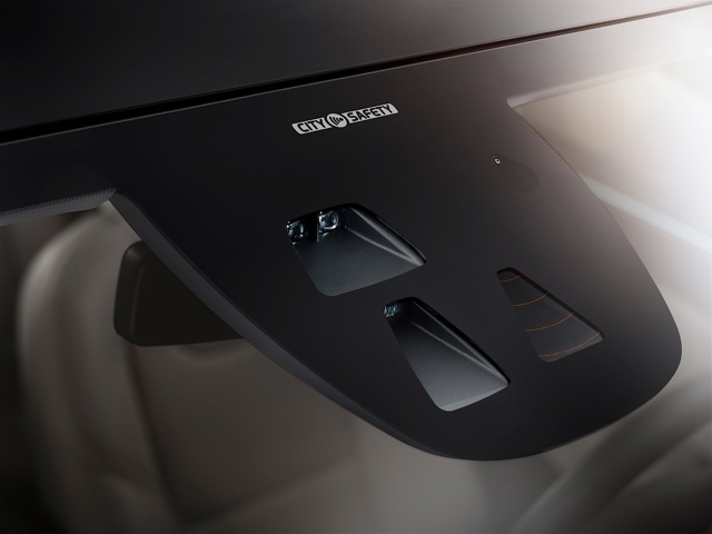 Volvo V40 photo 23