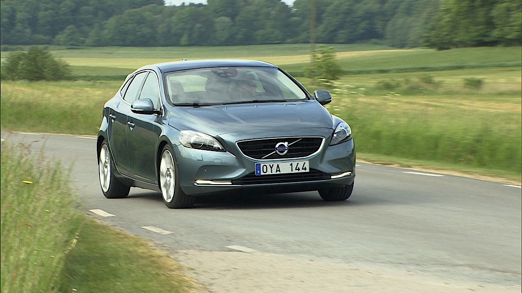 Volvo V40 photo 26