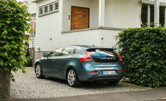 Volvo V40 photo 29