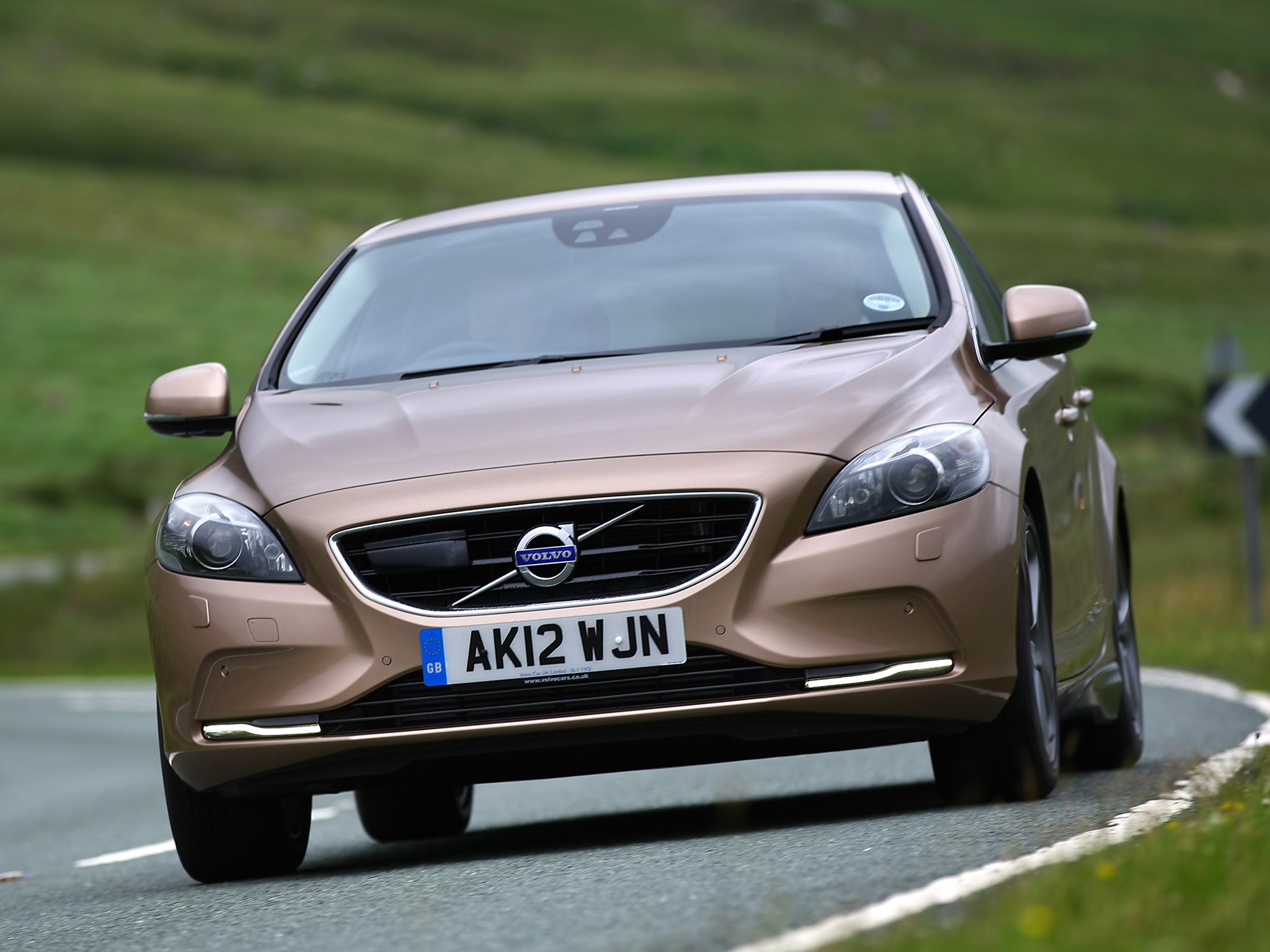 Volvo V40 photo 51