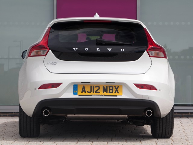 Volvo V40 photo 57