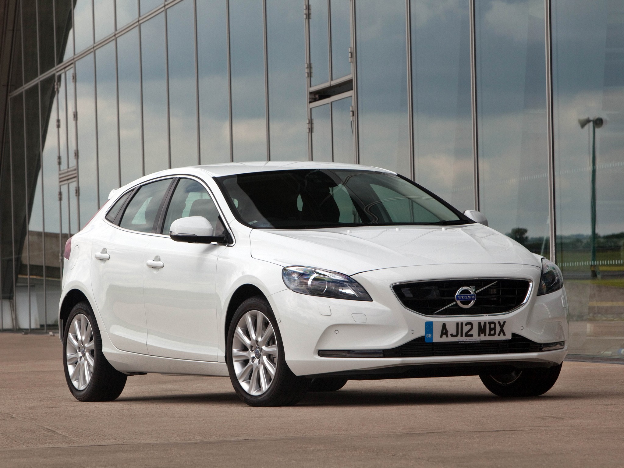 Volvo V40 photo 61