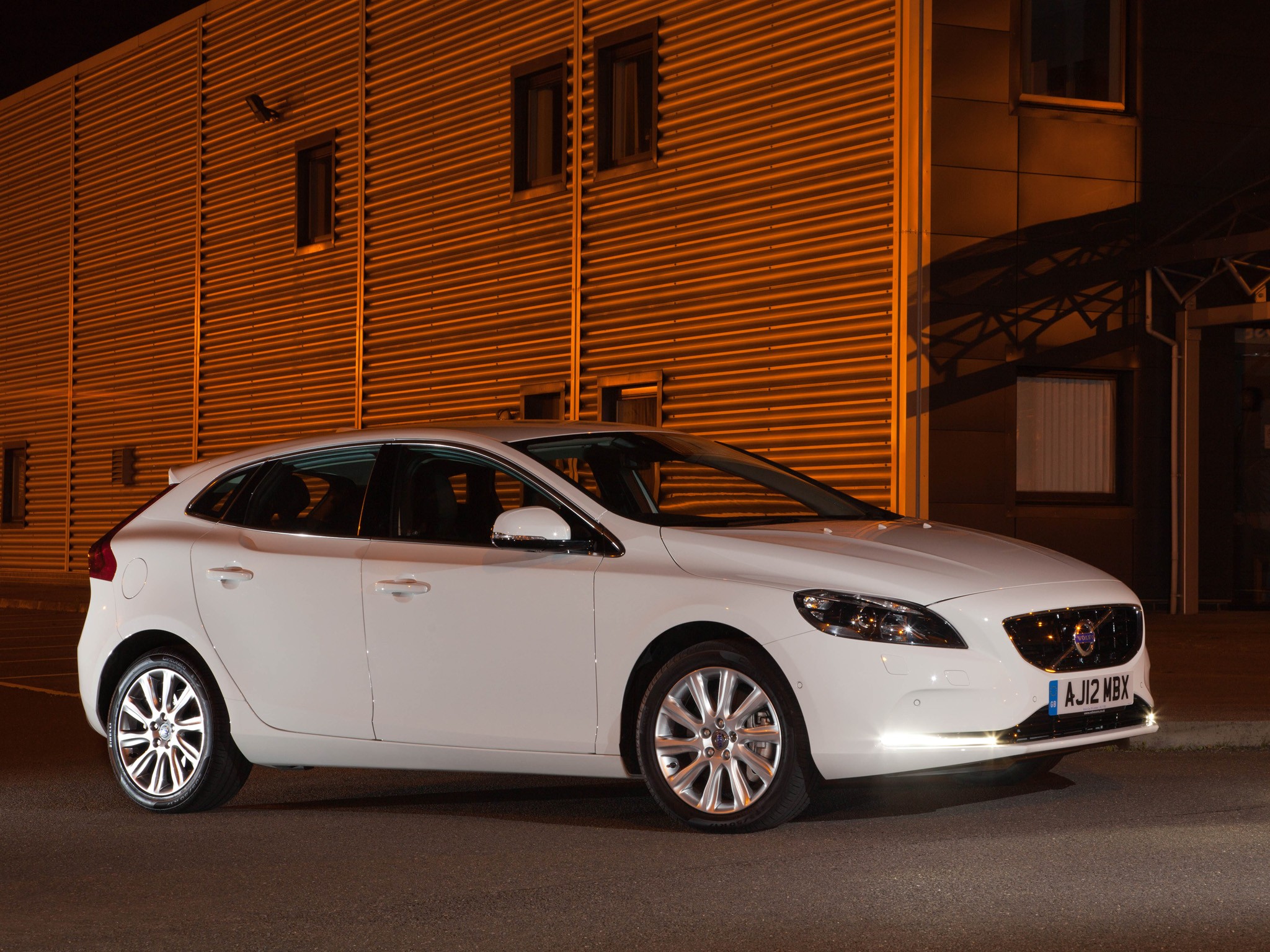 Volvo V40 photo 65
