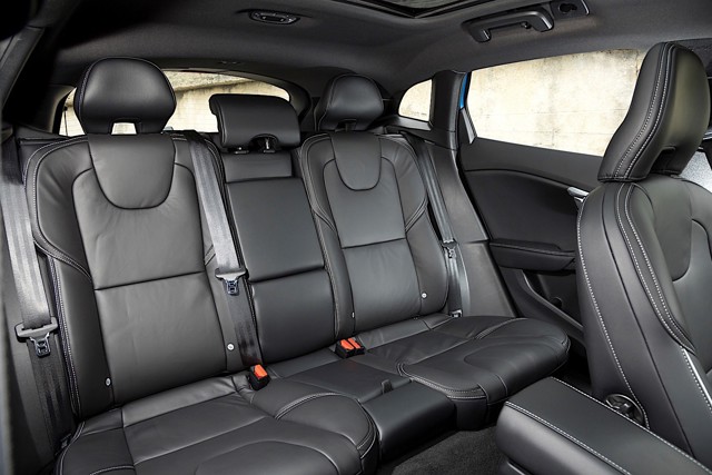 Volvo V40 photo 88