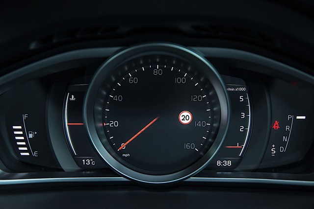 Volvo V40 photo 93
