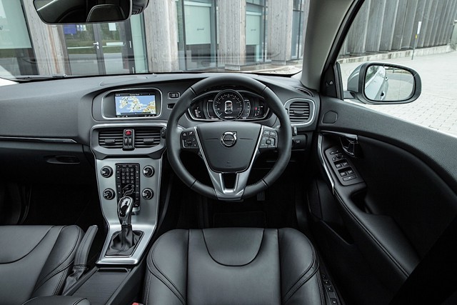 Volvo V40 photo 94