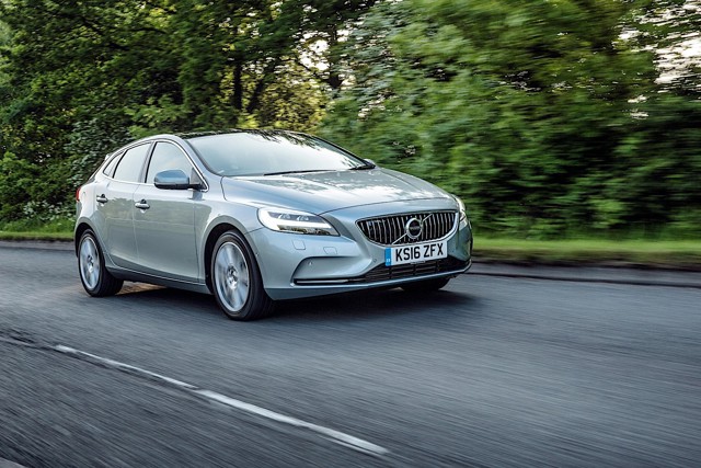 Volvo V40 photo 3