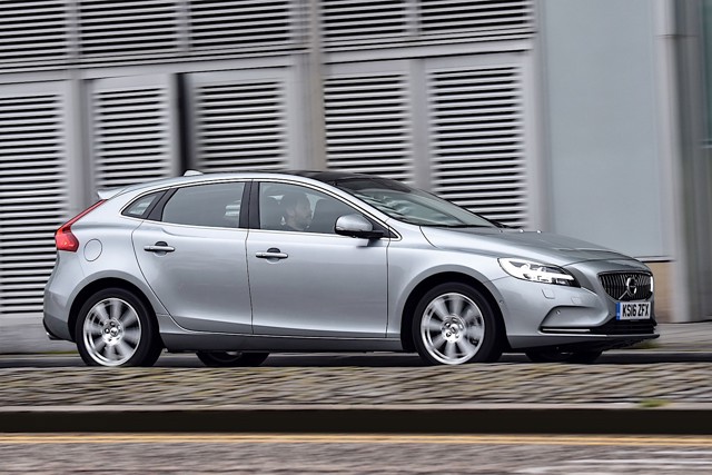Volvo V40 photo 4