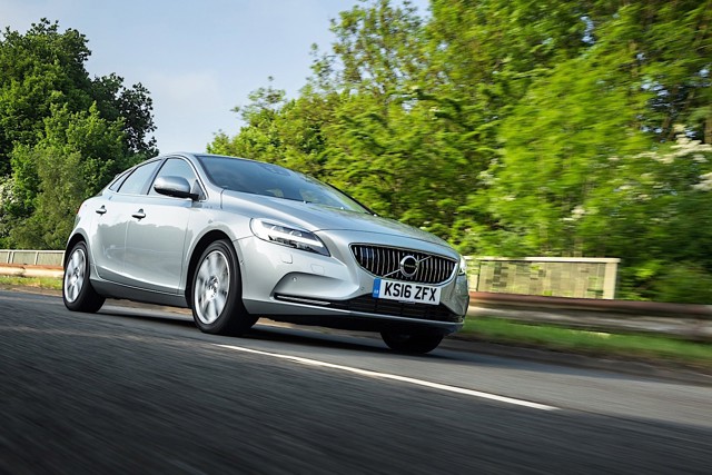 Volvo V40 photo 6