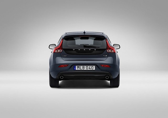 Volvo V40 photo 8