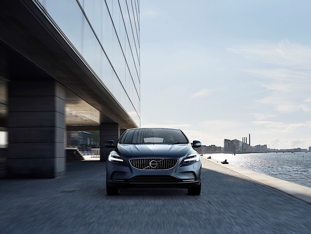 Volvo V40 photo 21