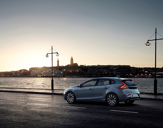 Volvo V40 photo 25