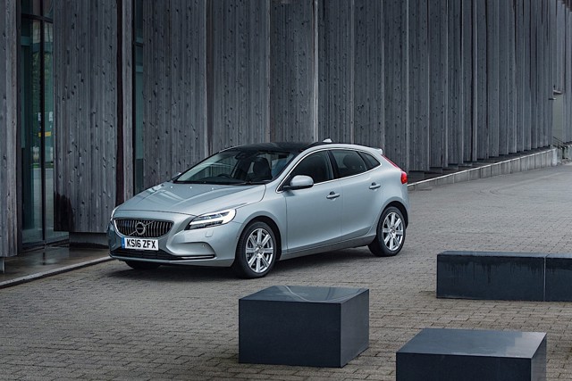 Volvo V40 photo 29