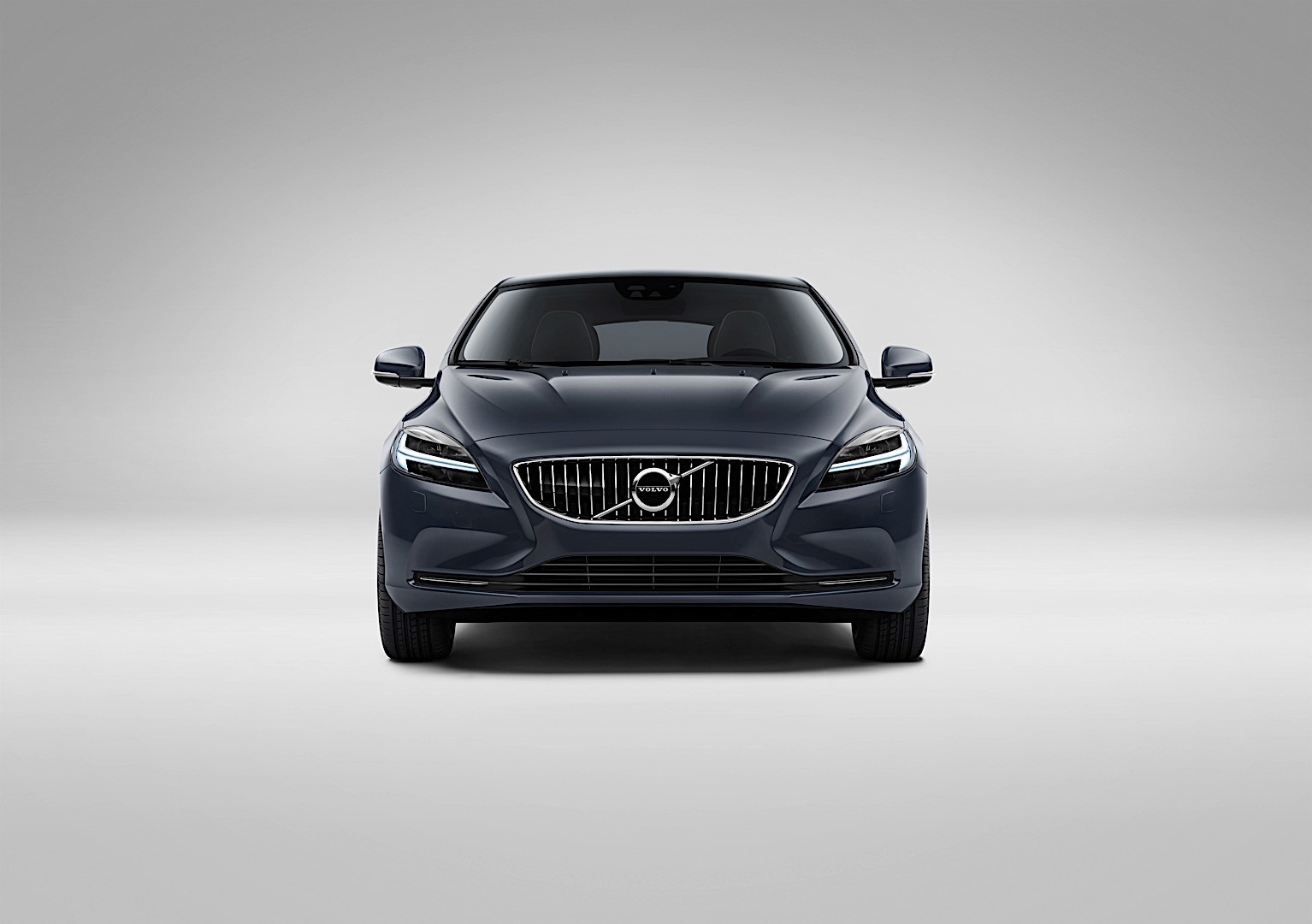 Volvo V40 photo 31