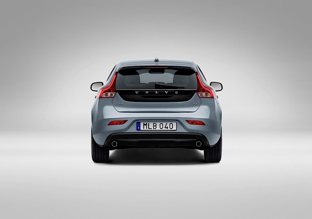 Volvo V40 photo 38