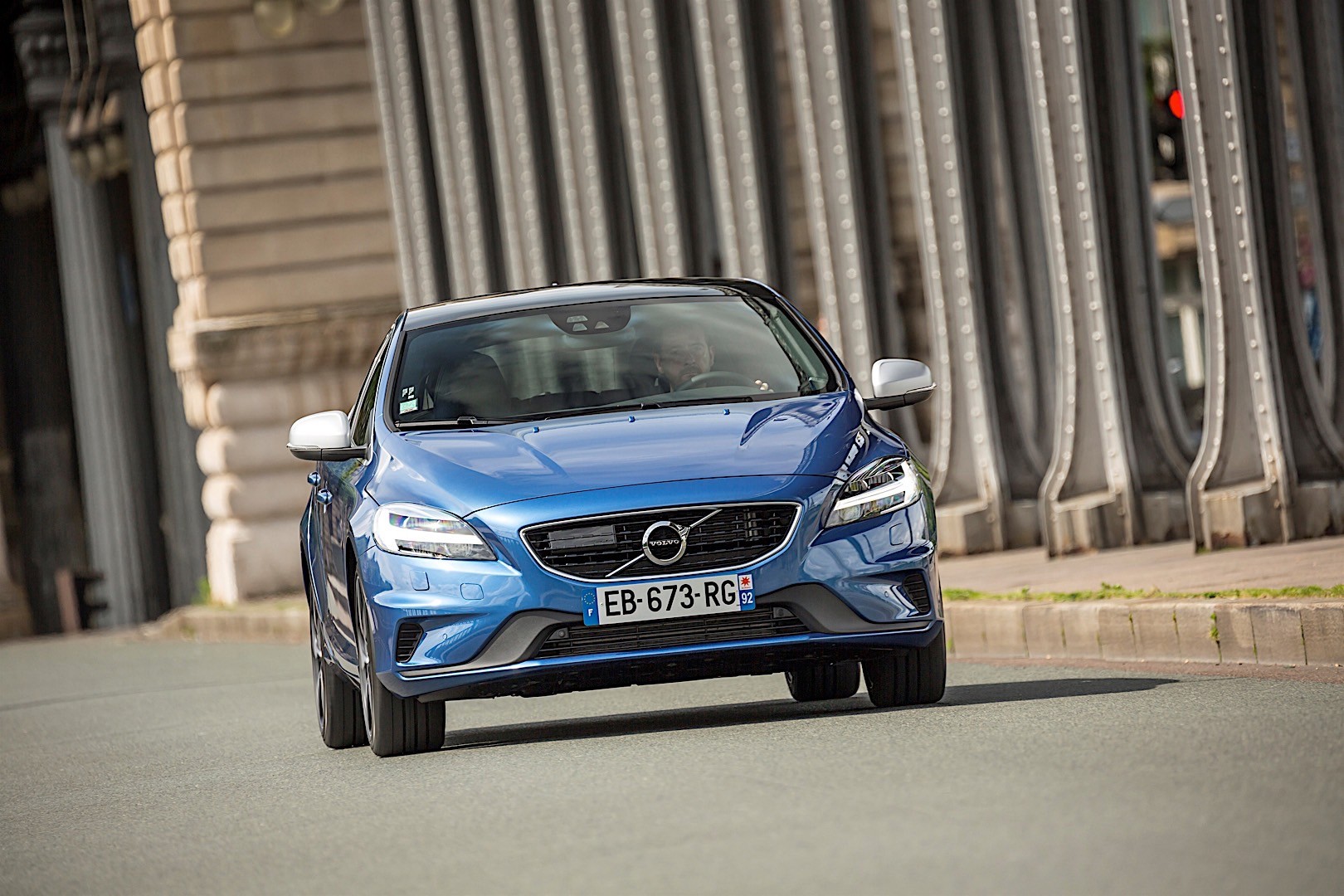 Volvo V40 photo 42
