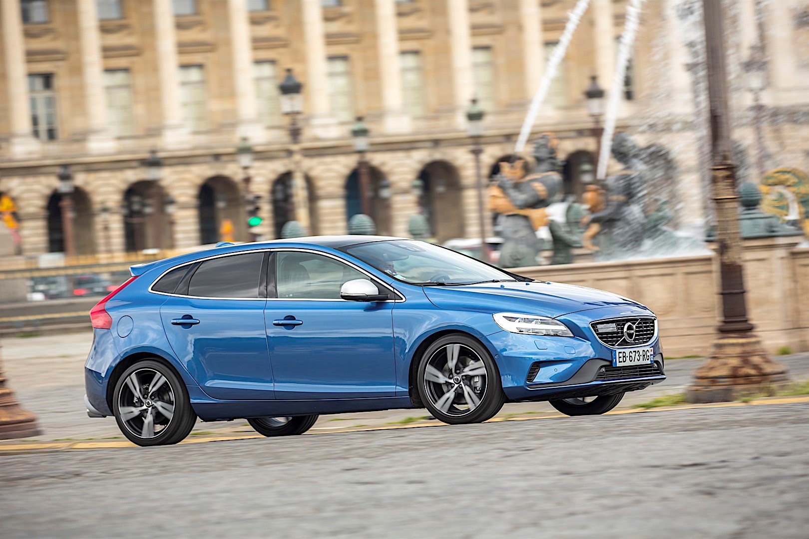 Volvo V40 photo 48