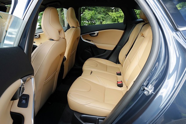 Volvo V40 photo 84