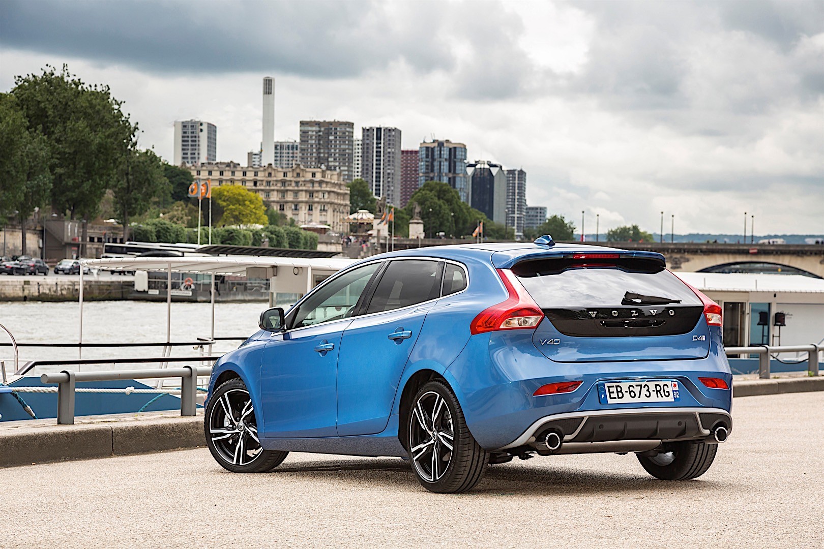 Volvo V40 photo 52