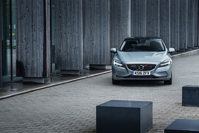 Volvo V40 photo 71