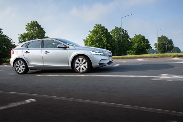 Volvo V40 photo 74